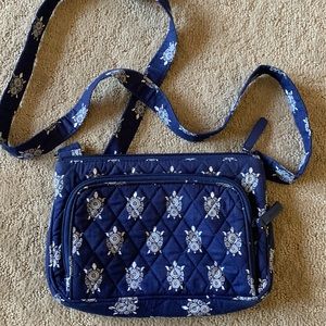 Vera Bradley Little Hipster-Marine Turtles- Guc